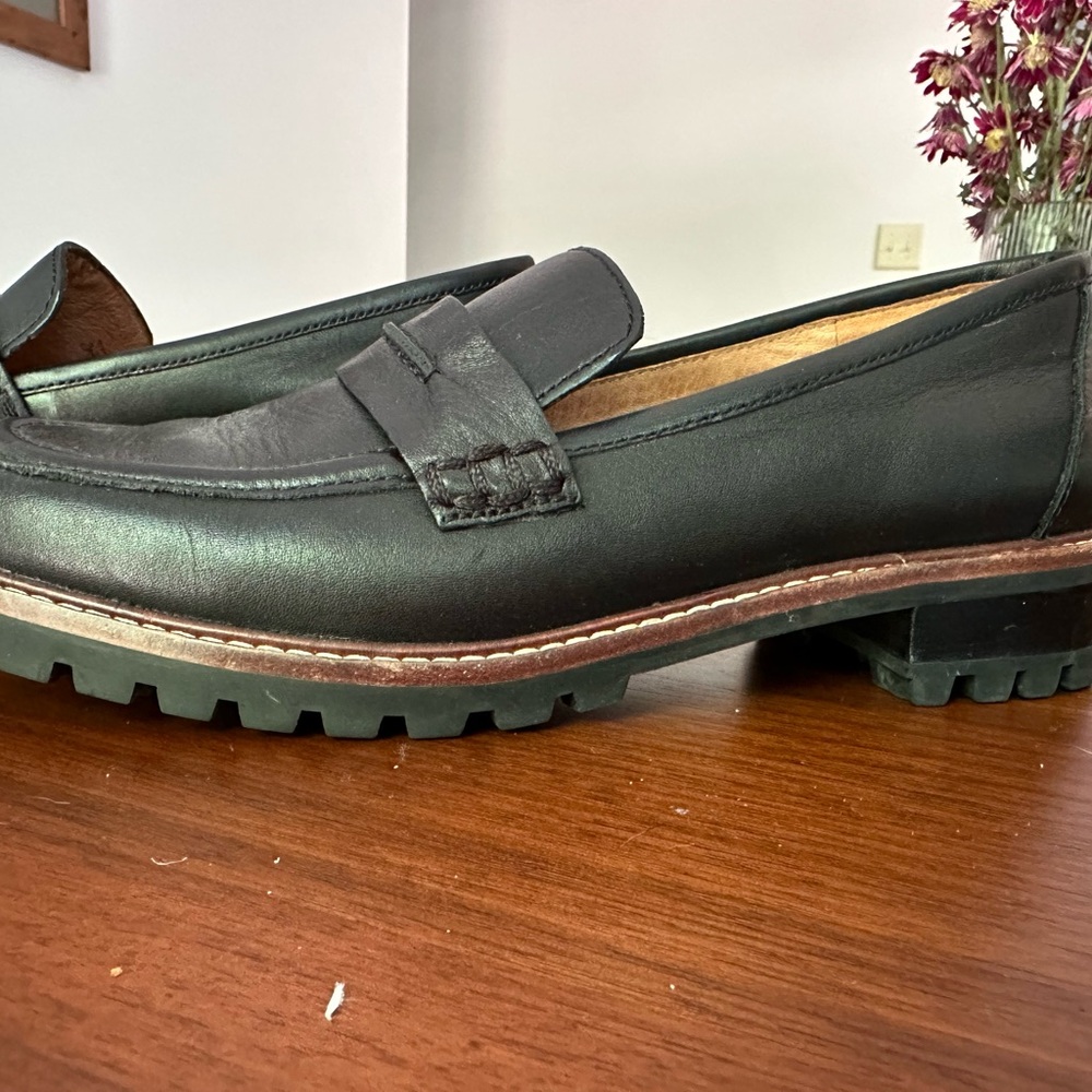 Madewell Black Leather Loafers - Picture 2 of 3